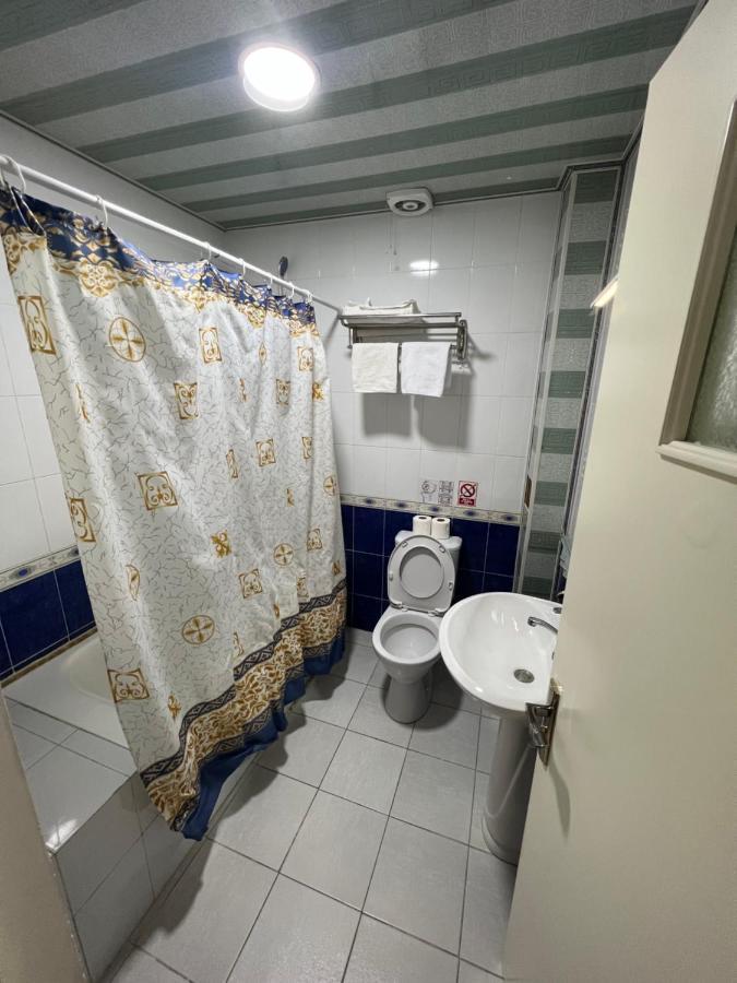 Hotel Kupala Бухара Екстер'єр фото