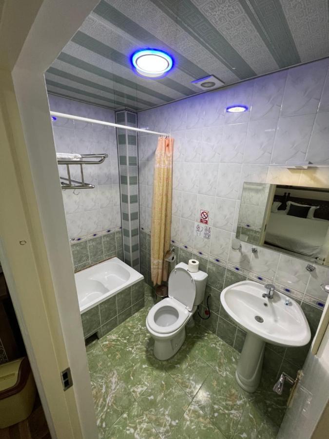 Hotel Kupala Бухара Екстер'єр фото